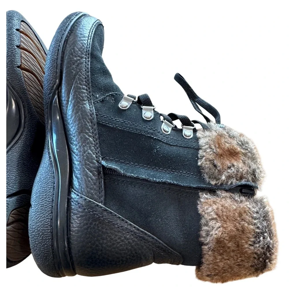 Clarks Winter Boots Womens 6.5 Black Faux Fur Suede Leather 26115744 Gorpcore